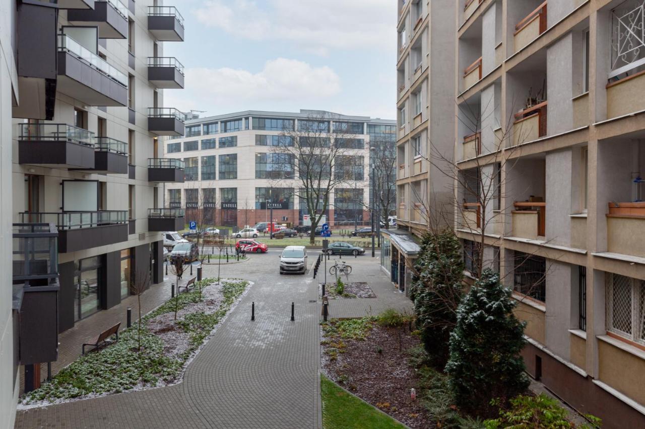 Arsenal Center By Renters Apartment Warsaw