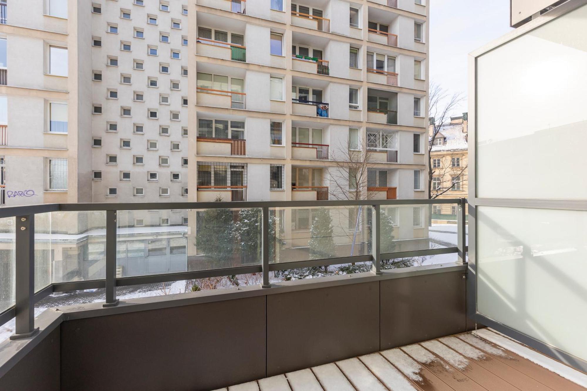 Arsenal Center By Renters Apartmán *
